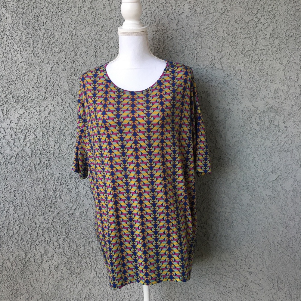 LuLaRoe Irma Top